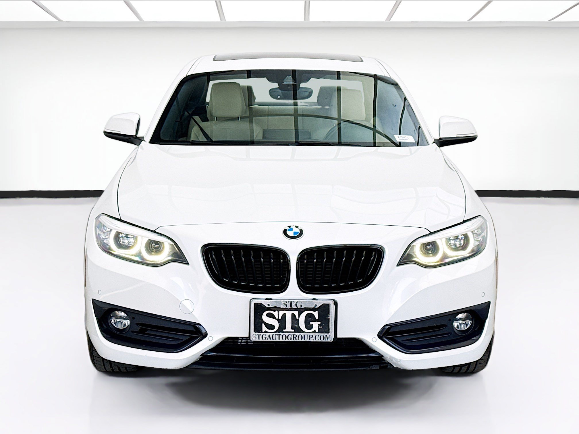 Used 2021 BMW 230i Coupe RWD image 2