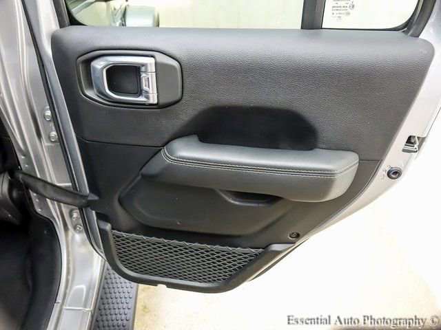 Used 2021 Jeep Wrangler Unlimited Sahara w/ Dual Top Group image 22