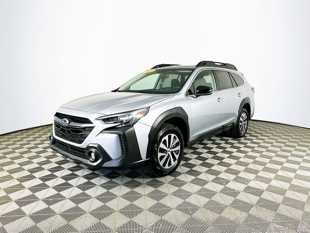 Certified 2025 Subaru Outback Premium w/ Popular Package #1A AWD/4WD image 5