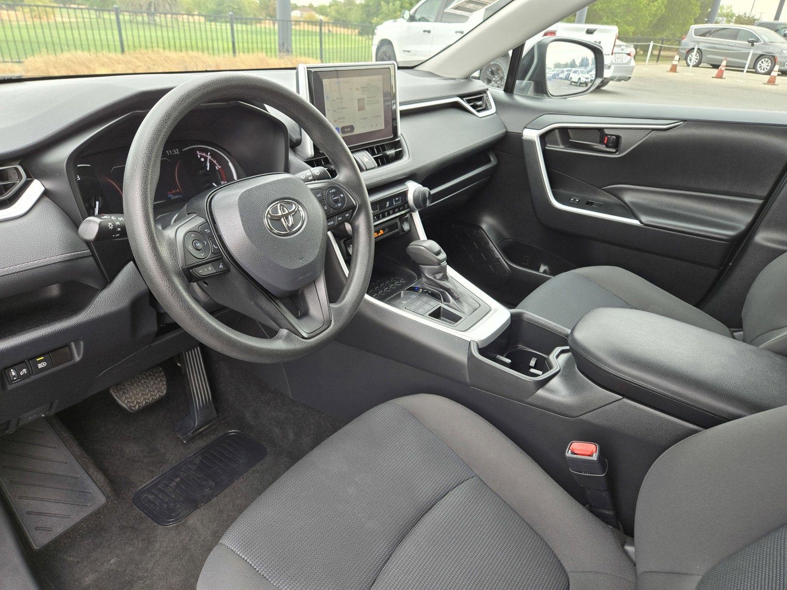 Used 2024 Toyota RAV4 LE image 14