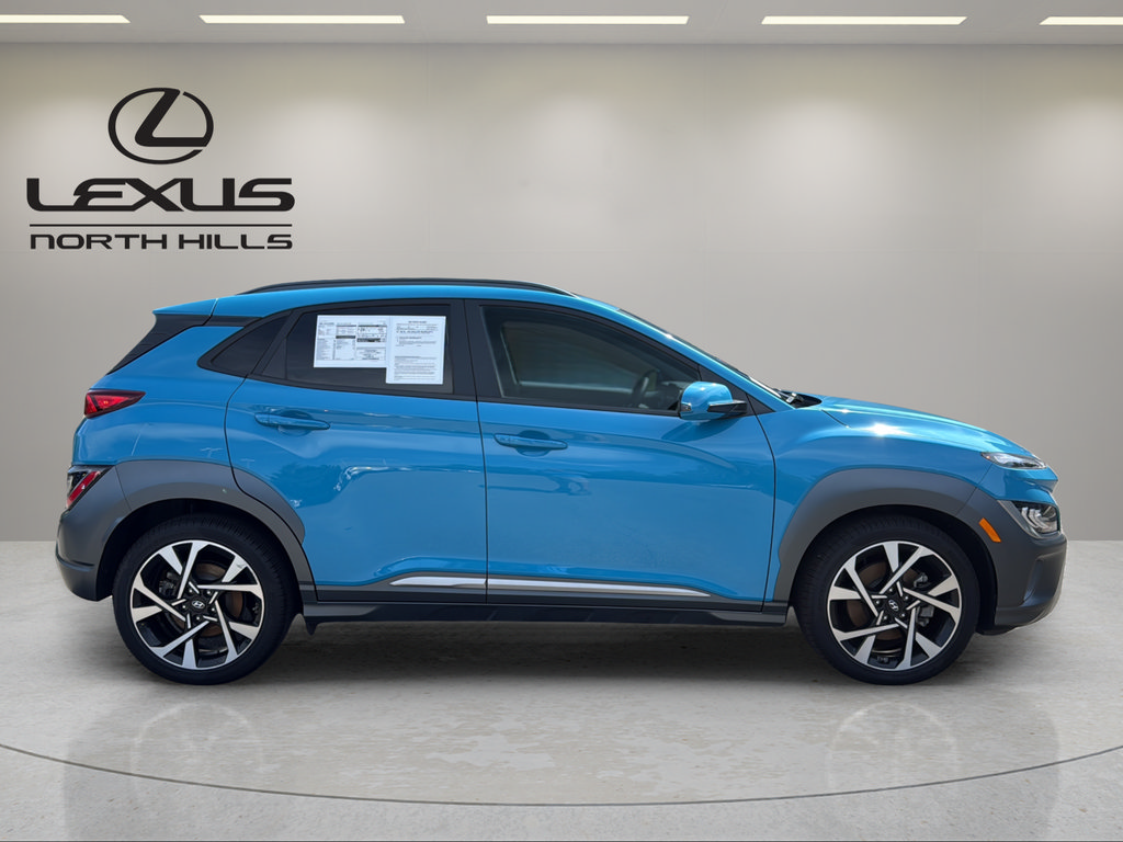 Used 2022 Hyundai Kona Limited w/ Cargo Package AWD/4WD image 5