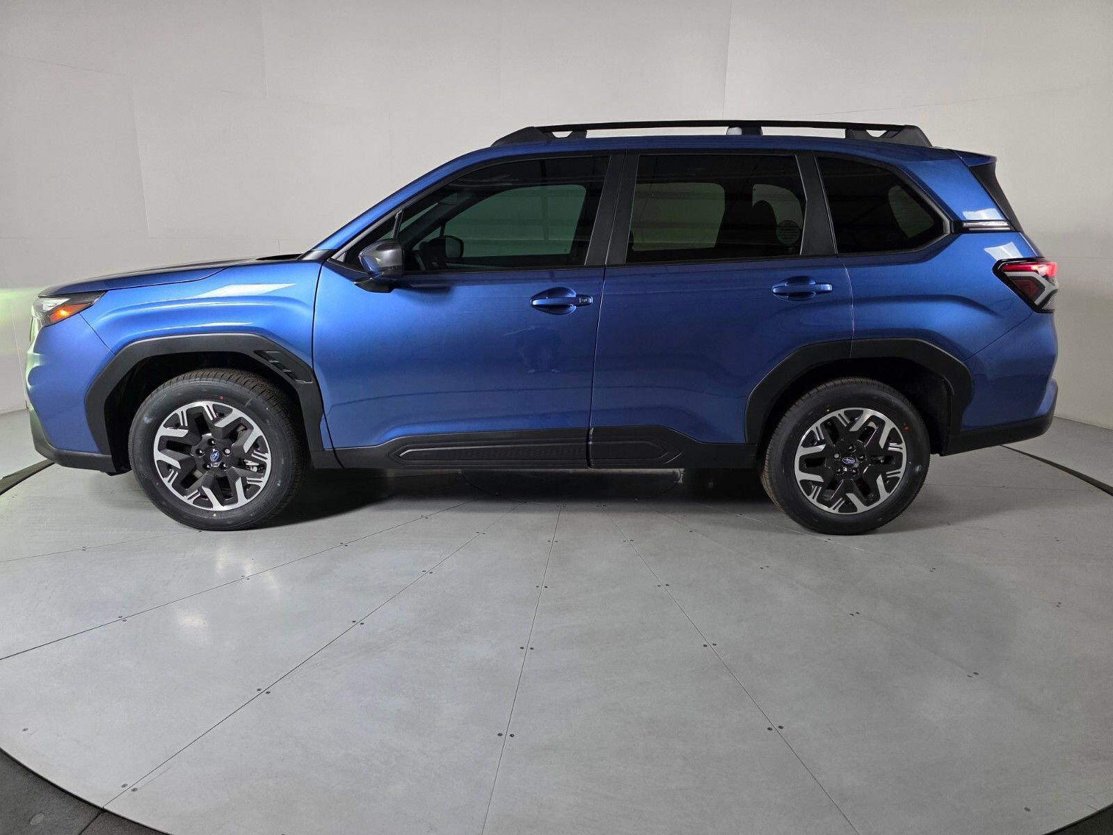 New 2026 Subaru Forester Premium AWD/4WD image 2