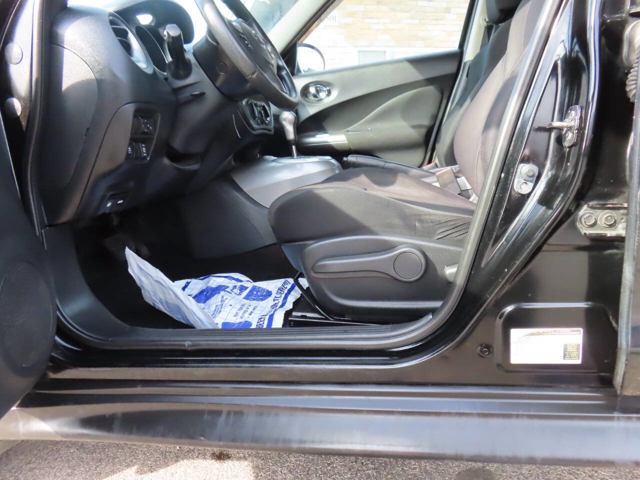 Used 2013 Nissan Juke S AWD/4WD image 12