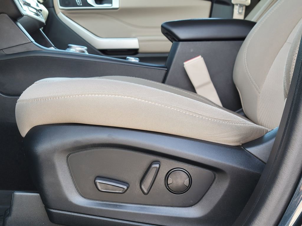 Certified 2022 Ford Explorer XLT image 25