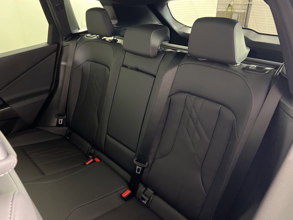 Used 2026 BMW X3 xDrive30 w/ Convenience Package image 4