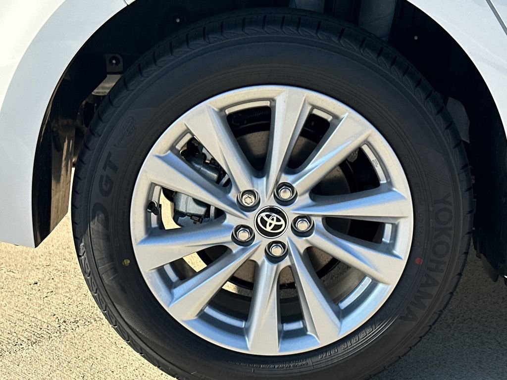 New 2026 Toyota Corolla SE image 7