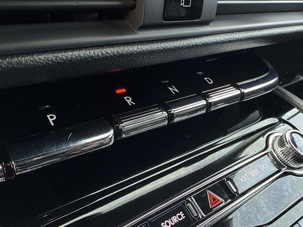 Used 2022 Lincoln Corsair AWD w/ Equipment Group 101A image 7