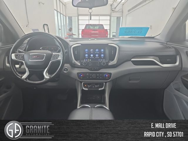 Used 2022 GMC Terrain SLT AWD/4WD image 13