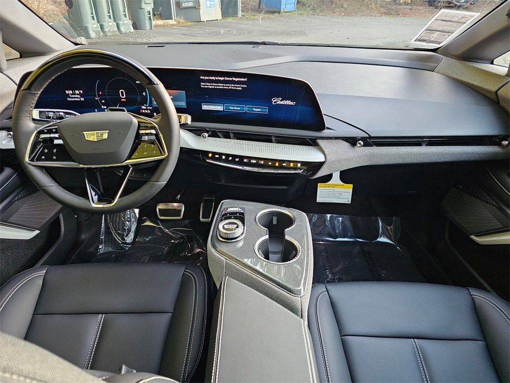 New 2026 Cadillac Optiq Luxury 1 image 19