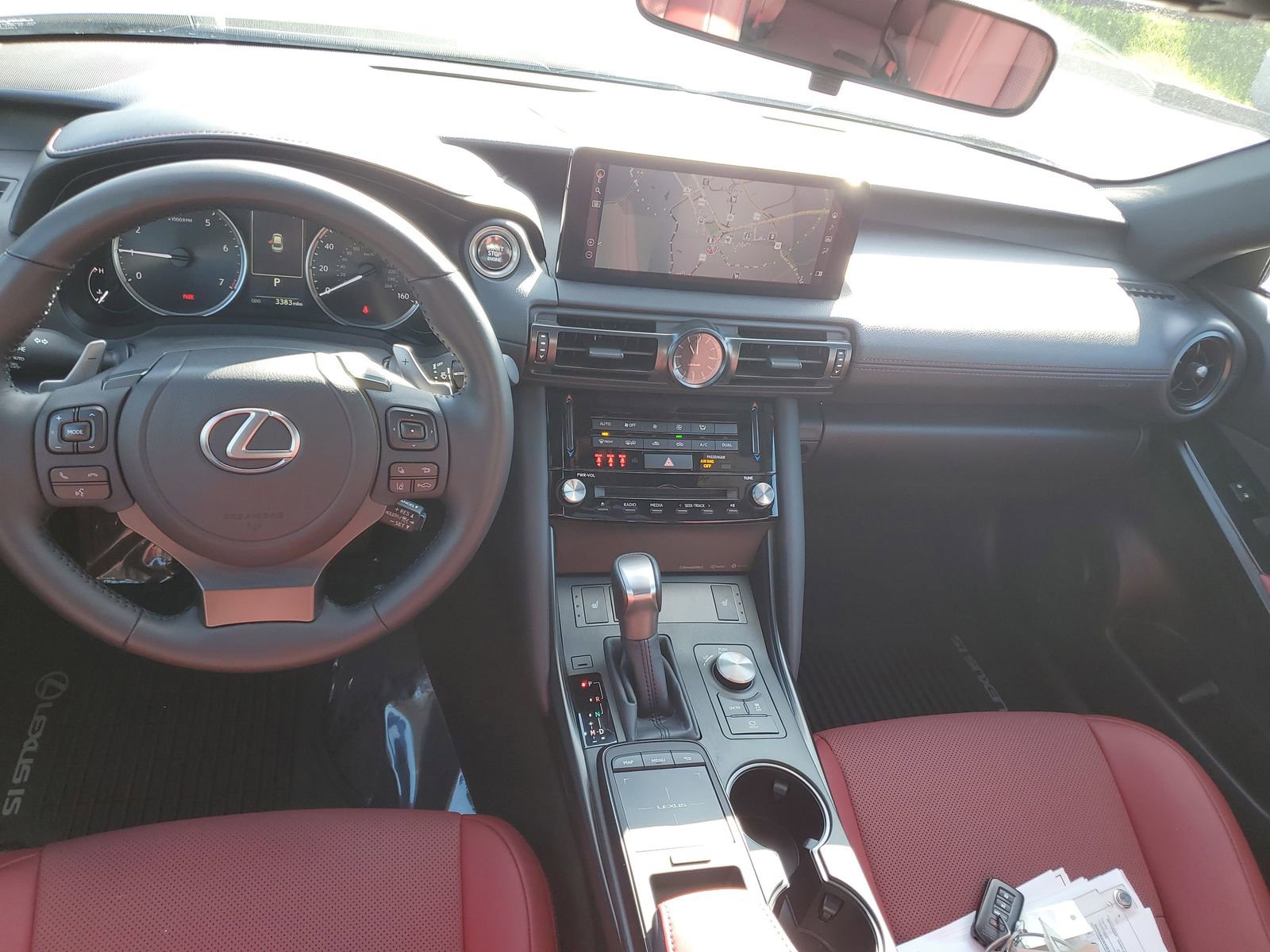 Used 2025 Lexus IS 350 F Sport w/ Navigation Package image 9