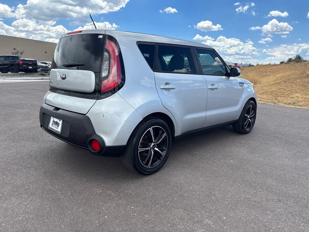 Used 2015 Kia Soul + FWD image 5