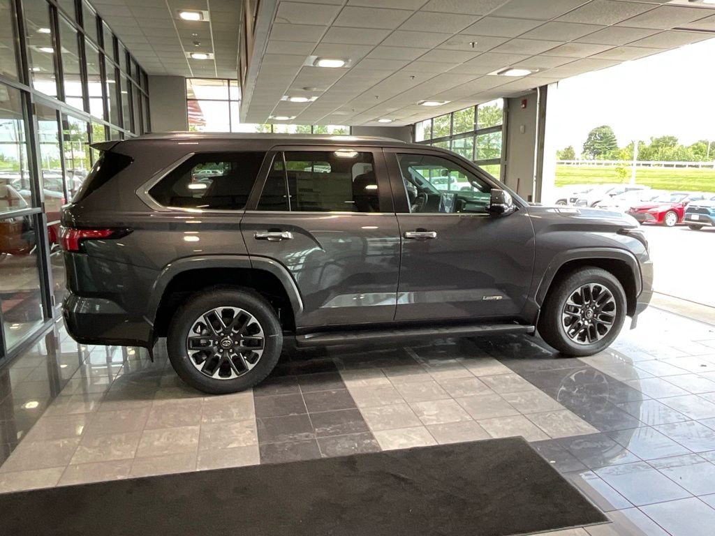 New 2026 Toyota Sequoia Limited w/ Tow Technology Package AWD/4WD image 5