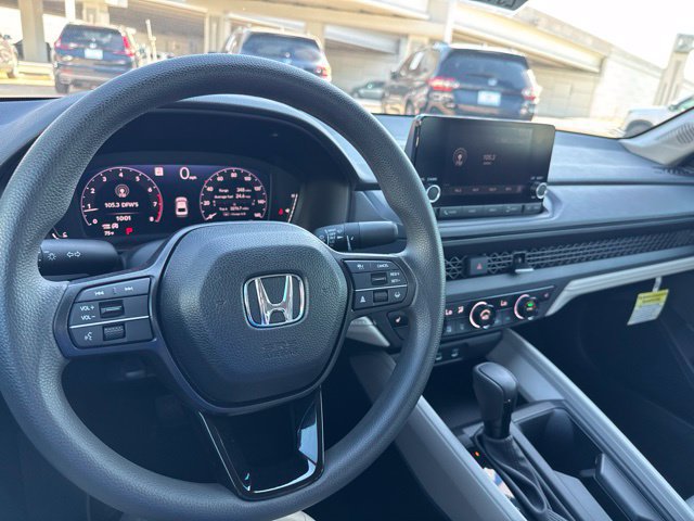 Certified 2025 Honda Accord SE image 11