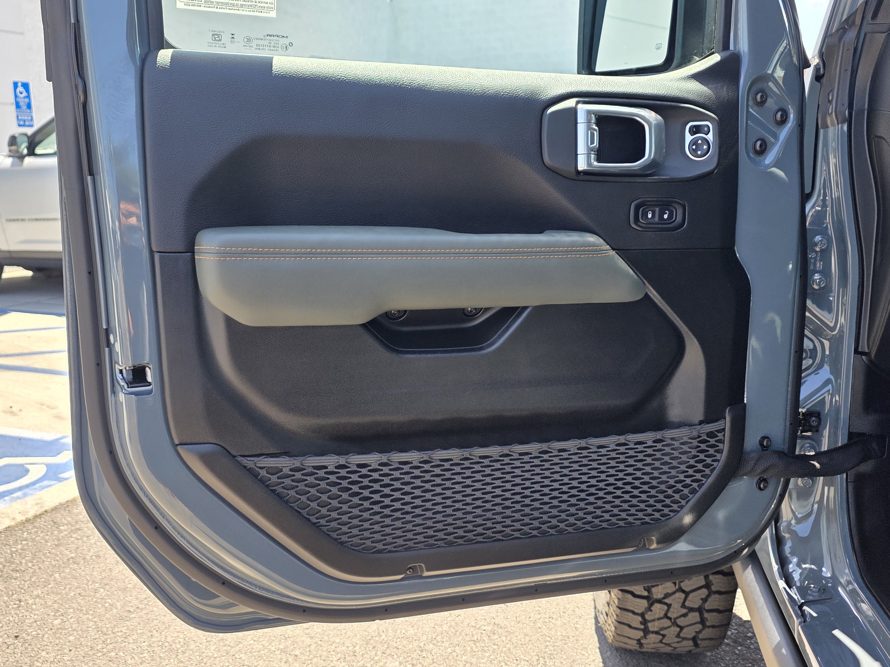 New 2026 Jeep Gladiator Mojave AWD/4WD image 16