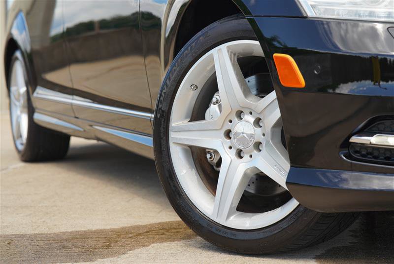 Used 2010 Mercedes-Benz S 550 4MATIC image 15