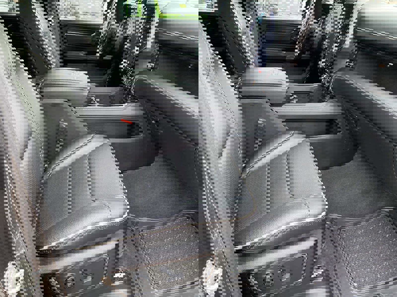 Used 2023 RAM 1500 Limited w/ Night Edition image 25