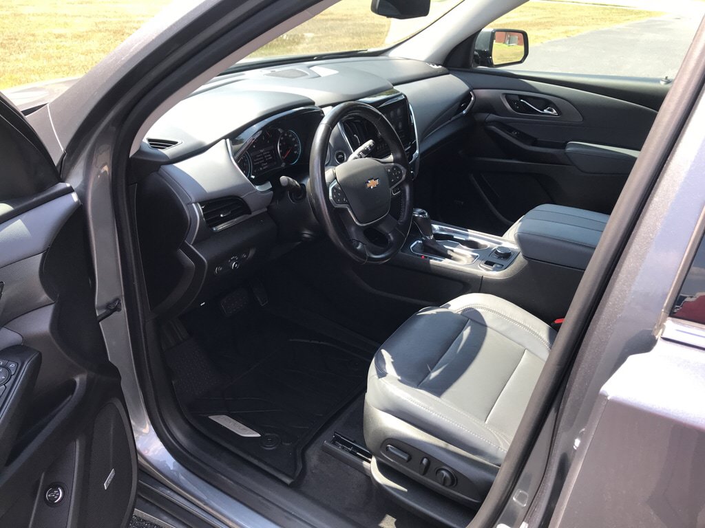 Used 2020 Chevrolet Traverse Premier AWD/4WD image 8