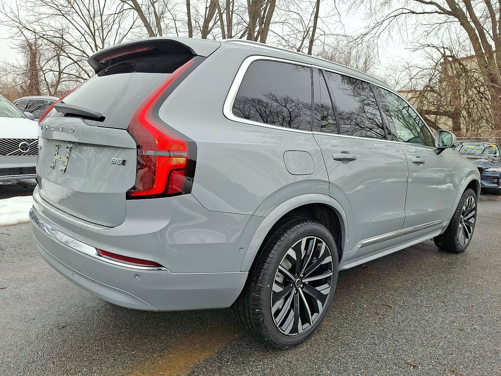 New 2026 Volvo XC90 B5 Plus AWD/4WD image 4