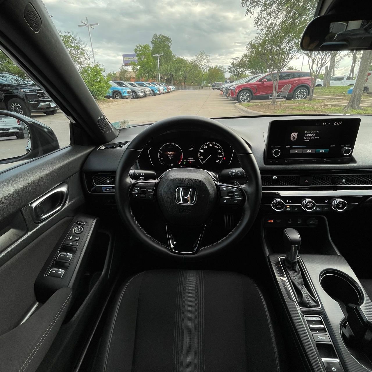 Used 2025 Honda Civic Sport image 12