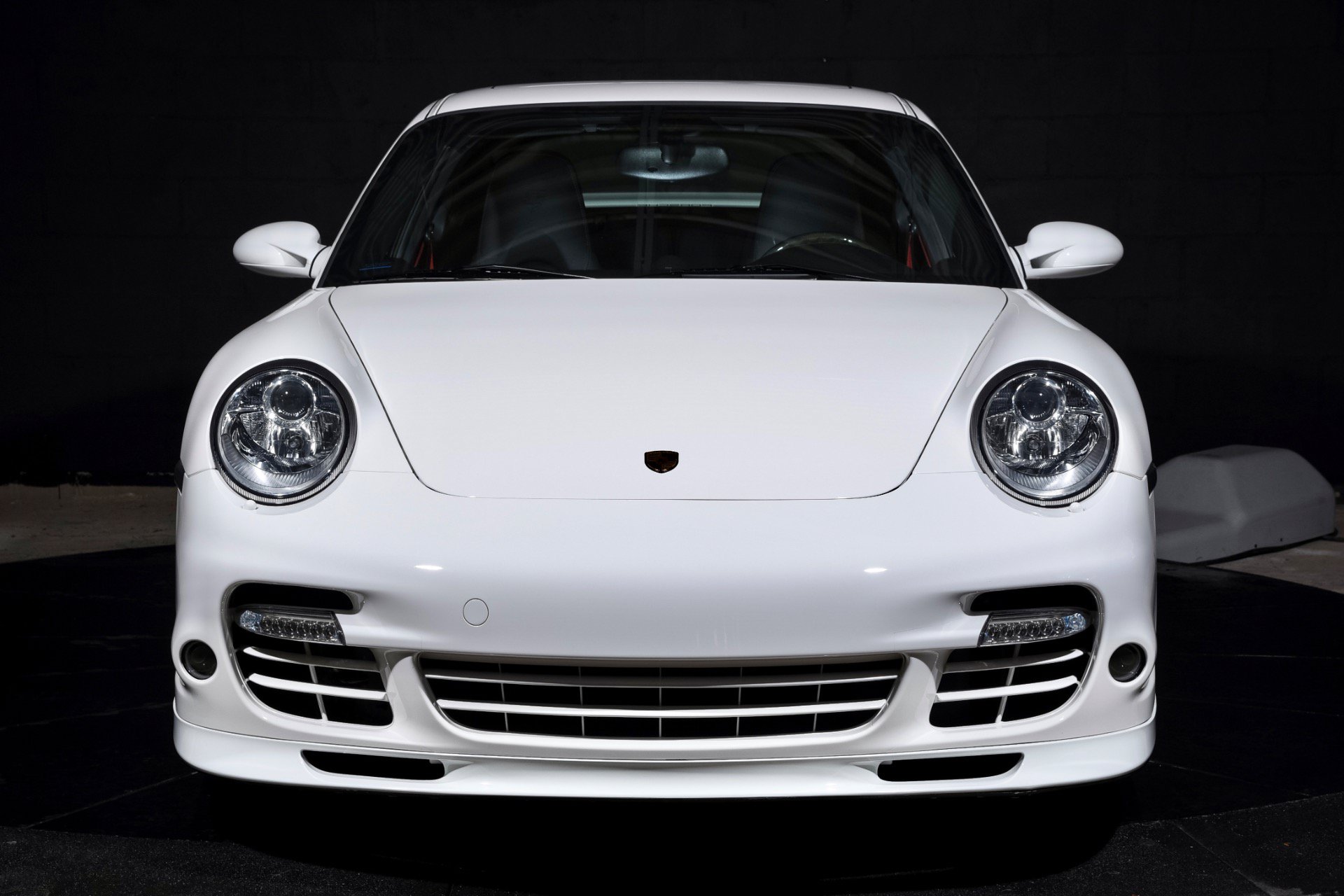 Used 2009 Porsche 911 Turbo AWD/4WD image 14
