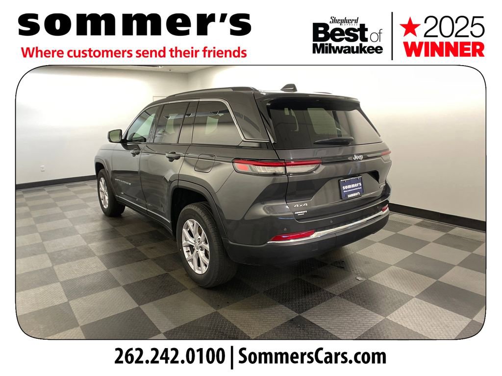 Used 2022 Jeep Grand Cherokee Limited image 3