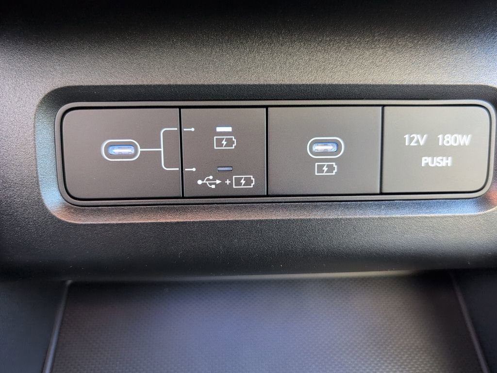 New 2026 Hyundai Tucson Limited w/ Tow & Go Package image 16