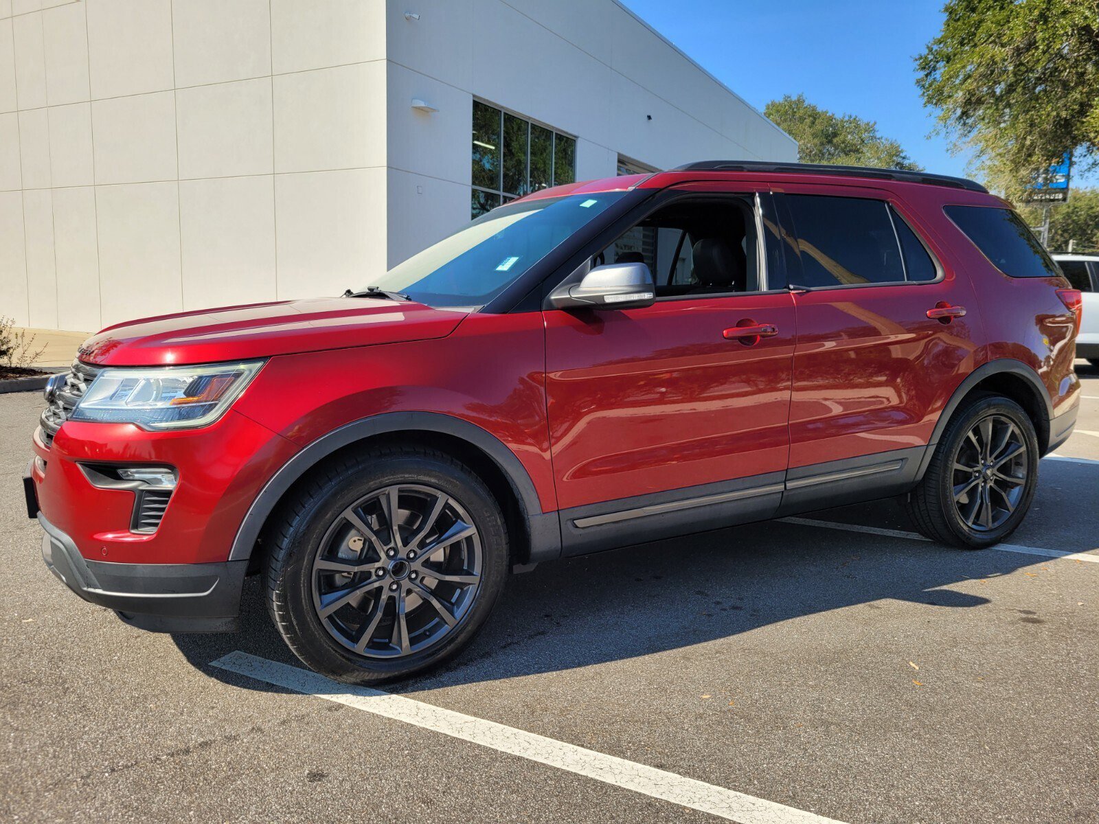 Used 2019 Ford Explorer XLT w/ Equipment Group 202A