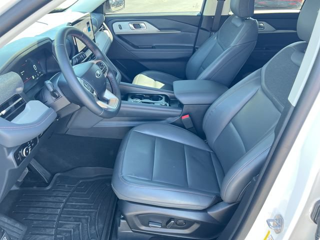 Used 2026 Ford Explorer Active w/ Active Comfort Package AWD/4WD image 10
