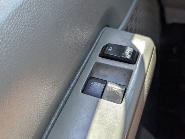 Used 2013 Ford E-350 and Econoline 350 Super Duty w/ PWR Locks & Windows Group image 36