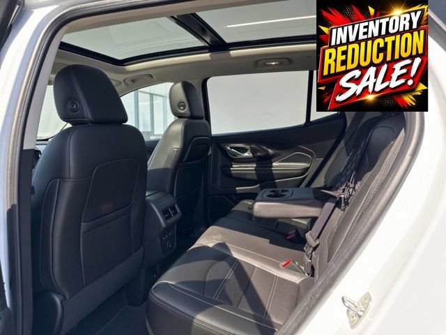 Used 2023 GMC Terrain Denali w/ Denali Premium Package AWD/4WD image 12