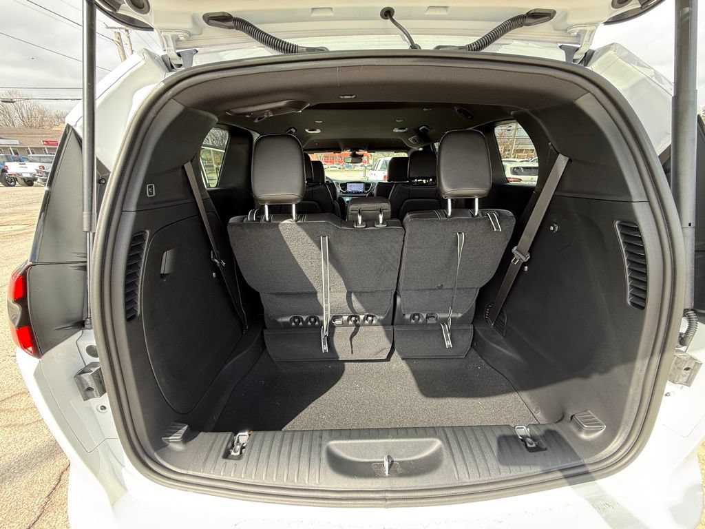 New 2026 Chrysler Pacifica Select FWD image 27