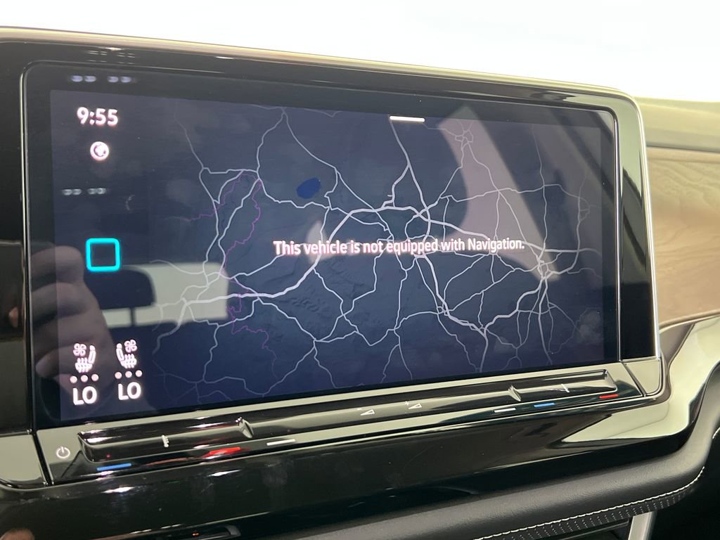 Used 2025 Volkswagen Atlas SE image 21