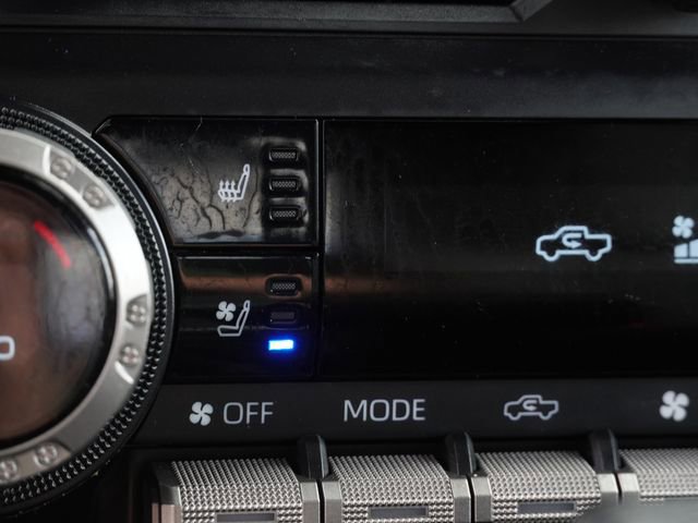 Used 2024 Toyota Tacoma 4x4 Double Cab Hybrid image 27