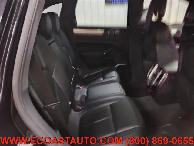 Used 2011 Porsche Cayenne Turbo AWD/4WD image 15