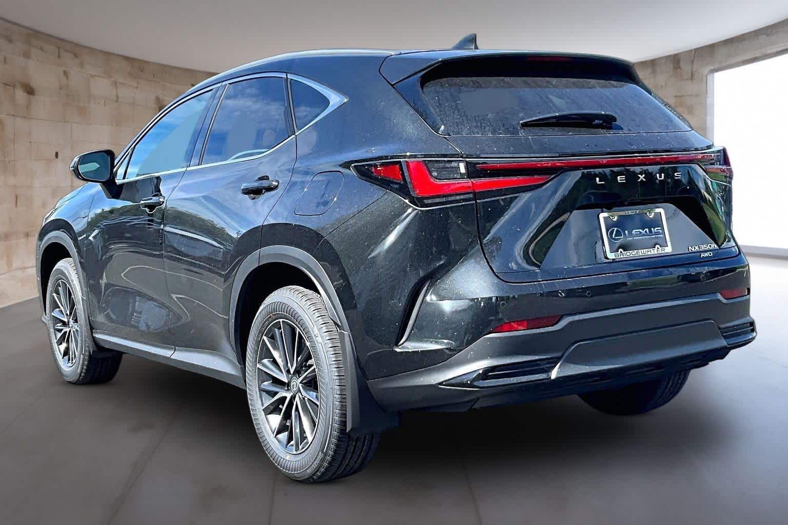 New 2026 Lexus NX 350h AWD w/ Accessory Package (2T) image 3