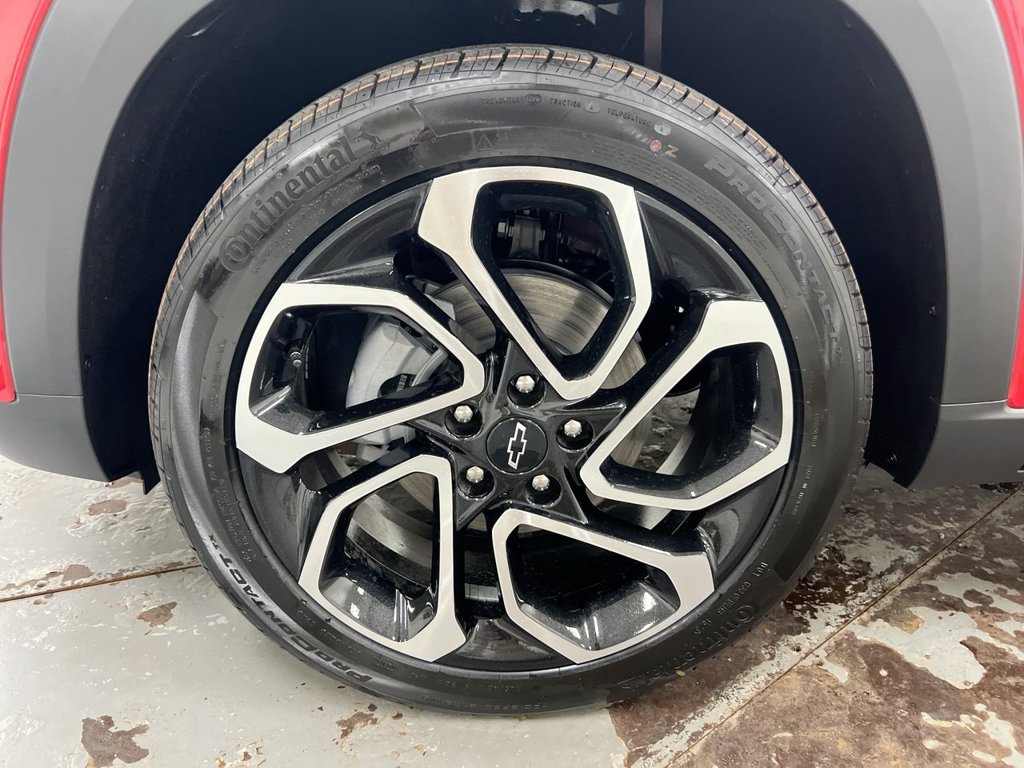 New 2026 Chevrolet Trax RS w/ Sunroof Package FWD image 27