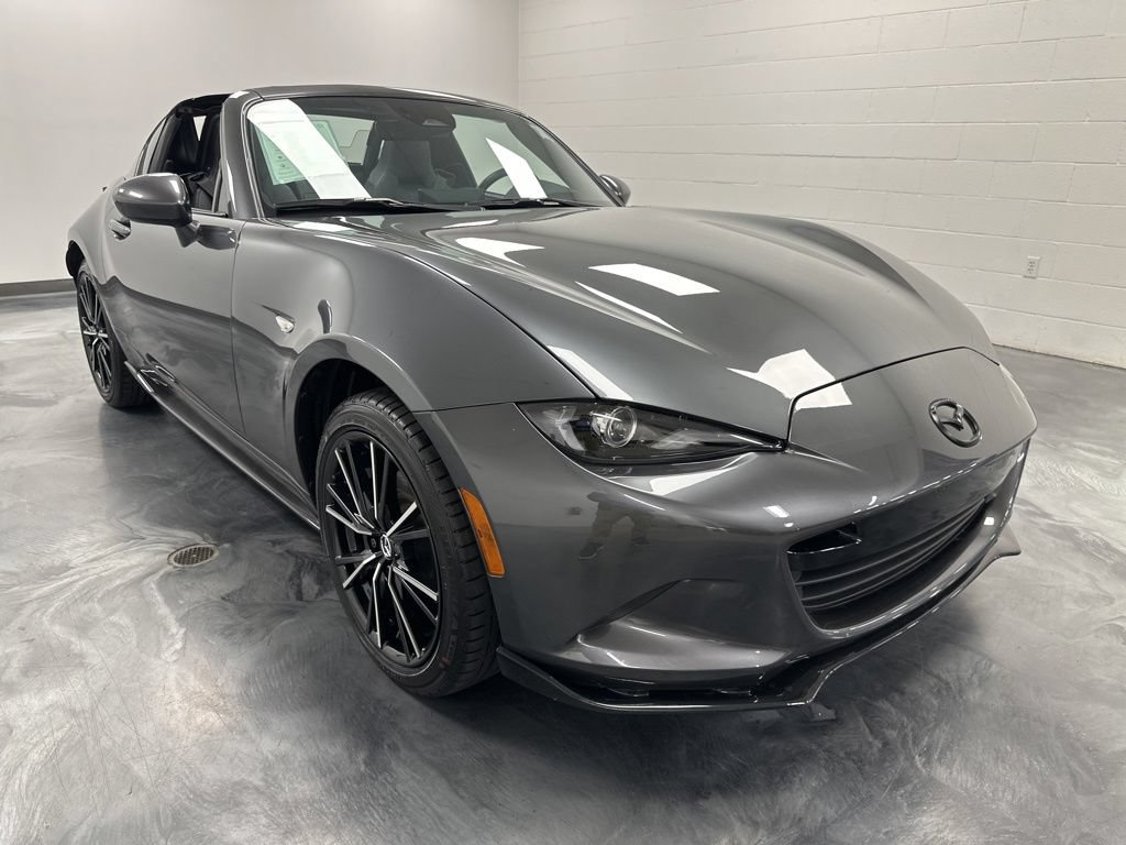 Used 2024 MAZDA MX-5 Miata RF Grand Touring w/ Appearance Package RWD image 6