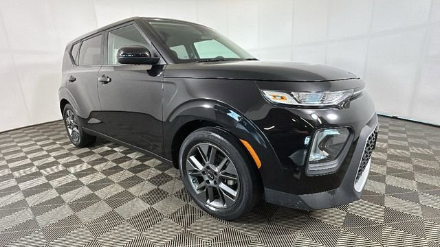 Used 2021 Kia Soul S FWD image 2