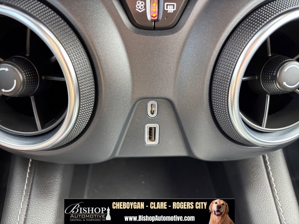 Used 2023 Chevrolet Blazer LT w/ LPO, Floor Liner Package AWD/4WD image 10