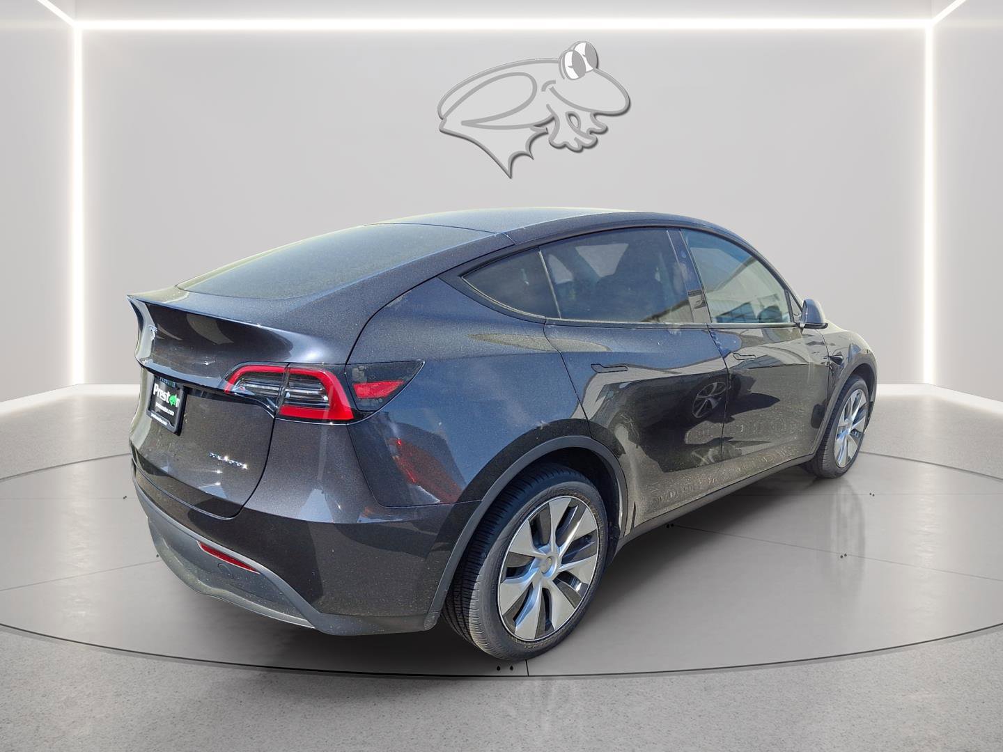 Used 2024 Tesla Model Y Long Range image 9