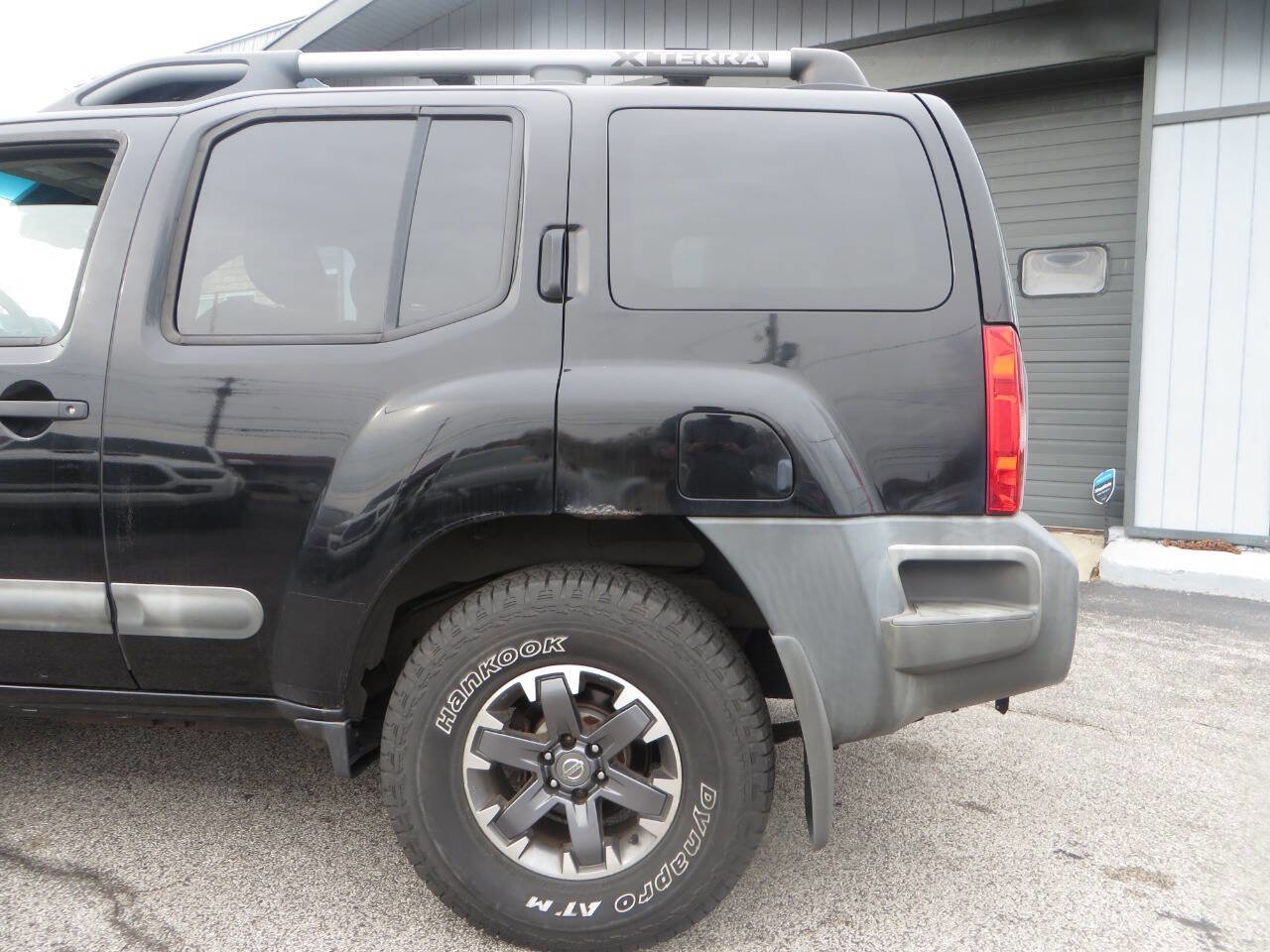 Used 2015 Nissan Xterra PRO-4X w/ Pro-4x Leather Package image 29