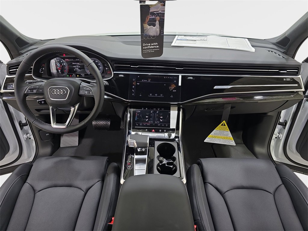 New 2025 Audi Q7 3.0T Prestige image 9