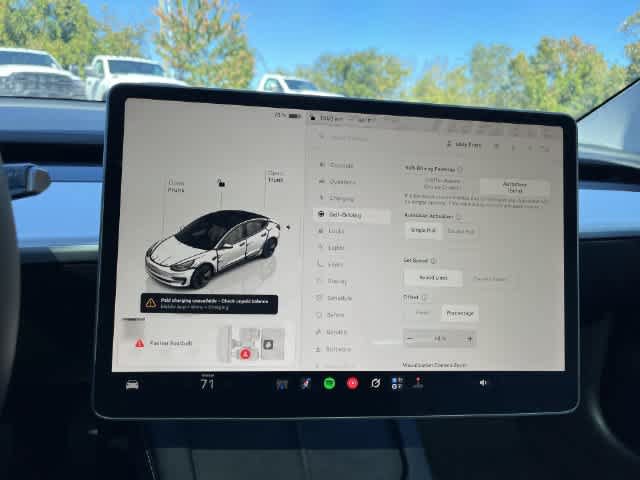 Used 2023 Tesla Model 3 Standard Range RWD image 31