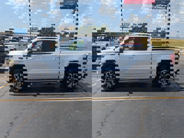 Used 2023 GMC Sierra 1500 Denali Ultimate image 4