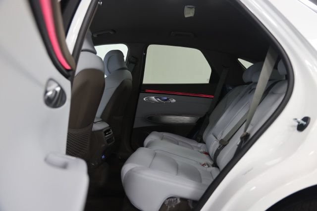 New 2027 Genesis Electrified GV70 AWD/4WD image 33