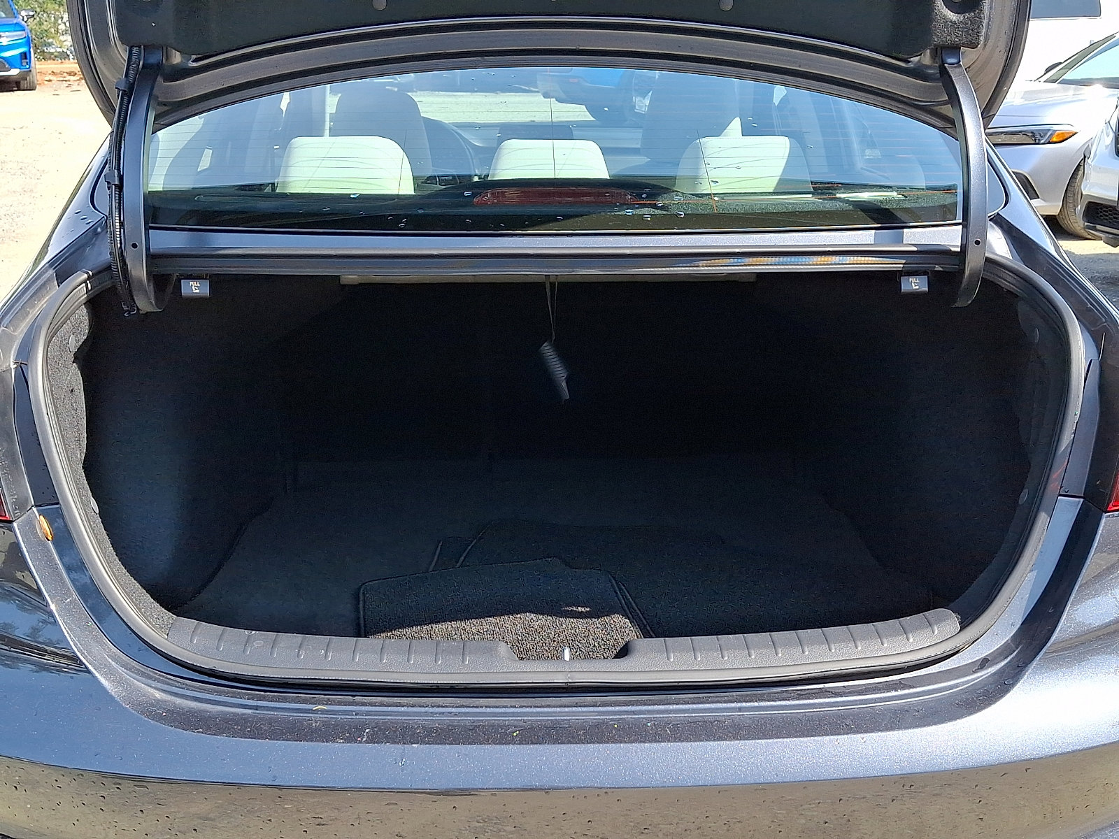 Used 2023 Kia Forte LXS w/ LXS Technology Package image 29