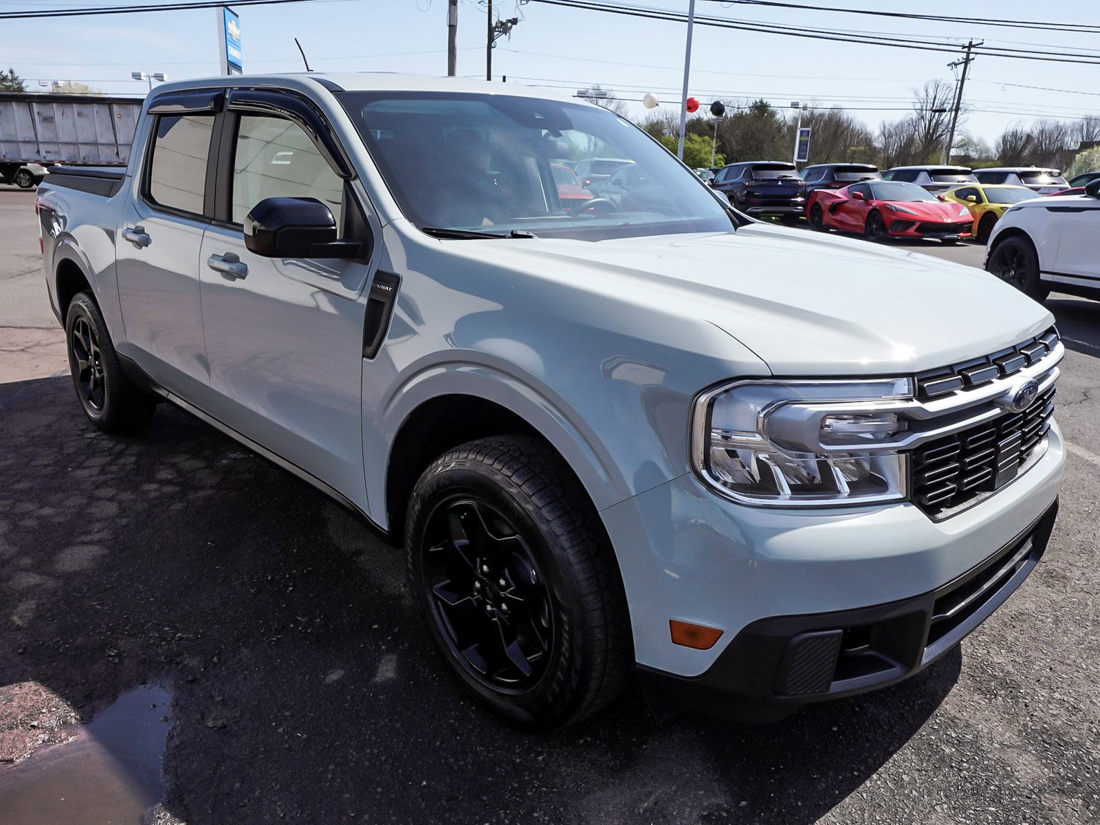 Used 2024 Ford Maverick Lariat w/ FX4 Off-Road Package AWD/4WD image 3
