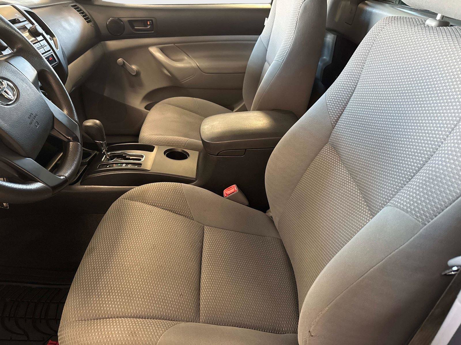 Used 2012 Toyota Tacoma image 12