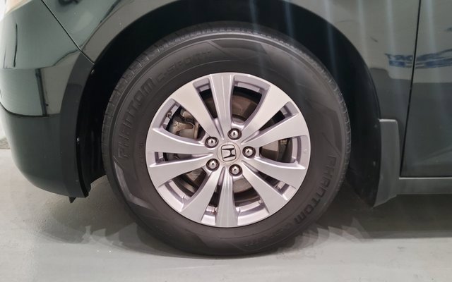 Used 2014 Honda Odyssey EX image 42