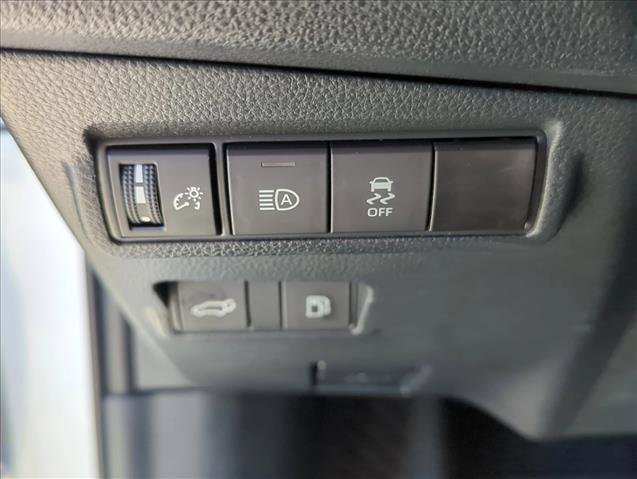 Certified 2024 Toyota Corolla Cross XSE image 21